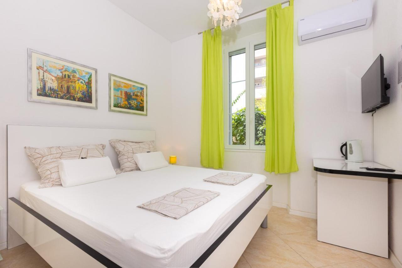 Guest House Cinema Close To Port دوبروفينك المظهر الخارجي الصورة