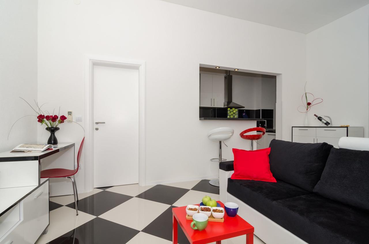 Guest House Cinema Close To Port دوبروفينك المظهر الخارجي الصورة